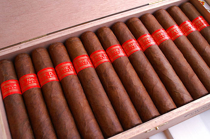 Partagas serie d no4.jpg