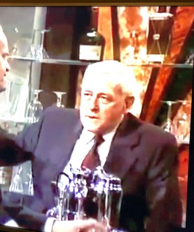 191116 Scene from Frasier Music Box Decanter